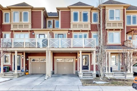 Photo of 147 Windford Crescent SW, Airdrie, AB T4B 4G4 (MLS # A2300067)