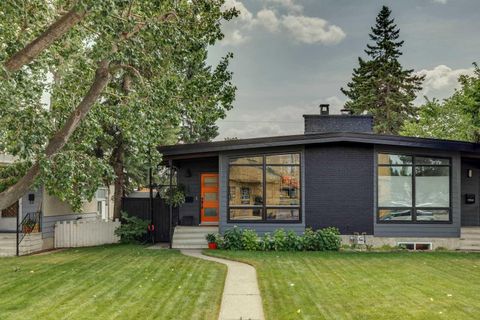 Photo of 735 53 Avenue SW, Calgary, AB T2V 0C4 (MLS # A2327614)