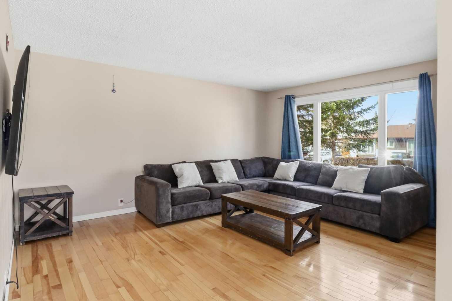 85 Abergale Close NE