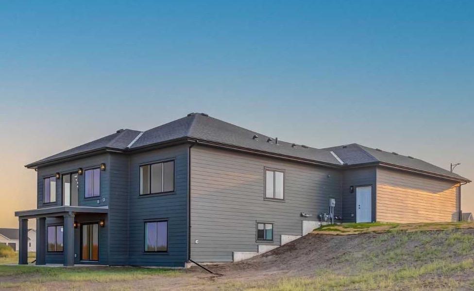 232 Red Tail Ridge SE