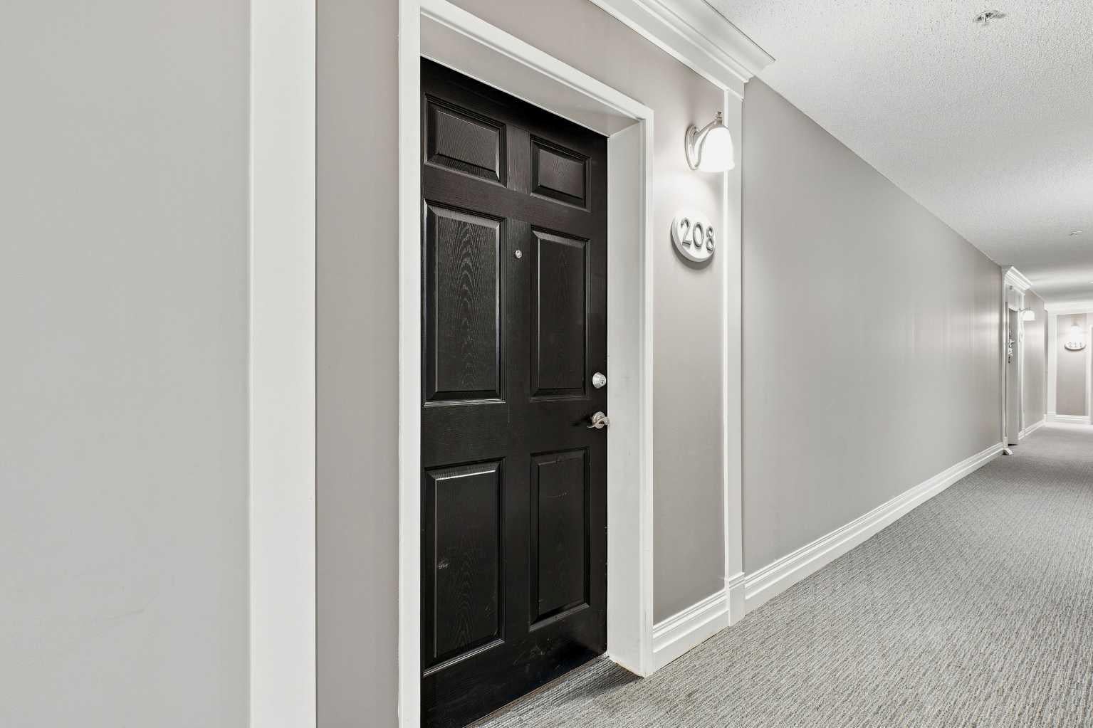 25 Prestwick Drive SE 208