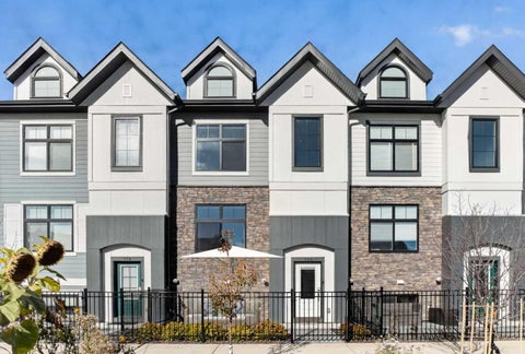 Photo of 180 Les Jardins Park SE, Calgary, AB T2C 5V3 (MLS # A2352432)