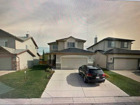 Photo of 116 w creek meadow Mdw, Chestermere, AB T1X 1T2 (MLS # A2275396)