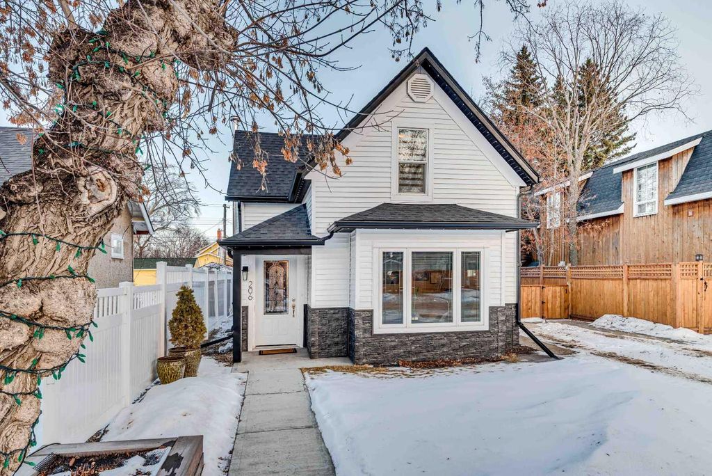 Photo of 206 5 Avenue SE, Three Hills, AB T0M 2A0 (MLS # A2283257)