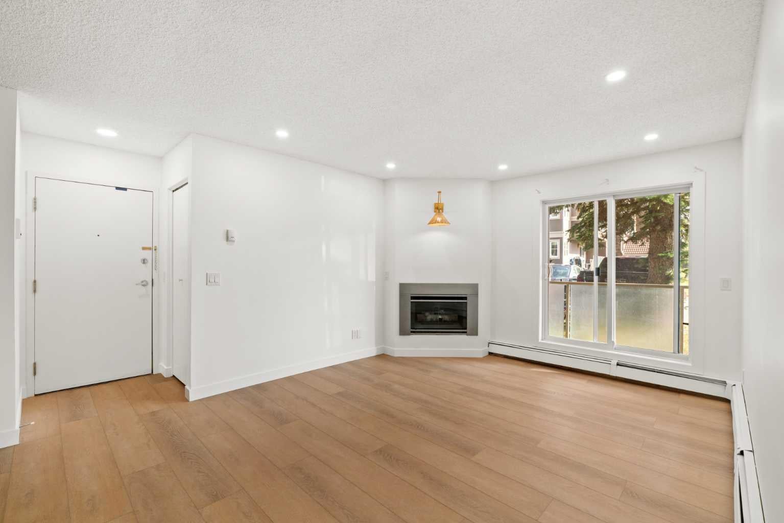 2612 Edenwold Heights NW .