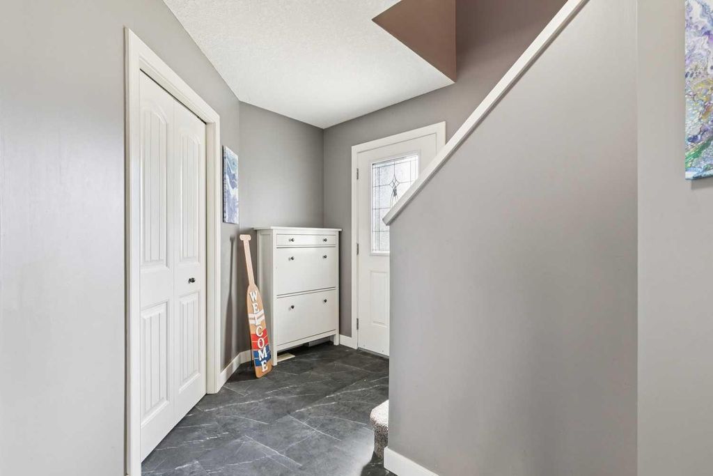 Photo of 30 Bridlecrest Road SW, Calgary, AB T2Y 5J2 (MLS # A2303074)