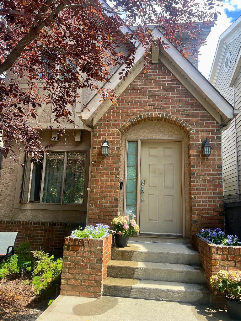 5506 Henwood Street SW