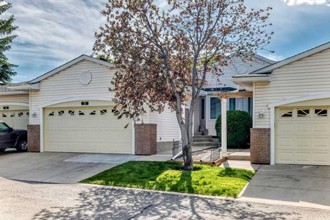 Photo of 23 Ceduna Park SW, Calgary, AB T2W 6H4 (MLS # A2324873)