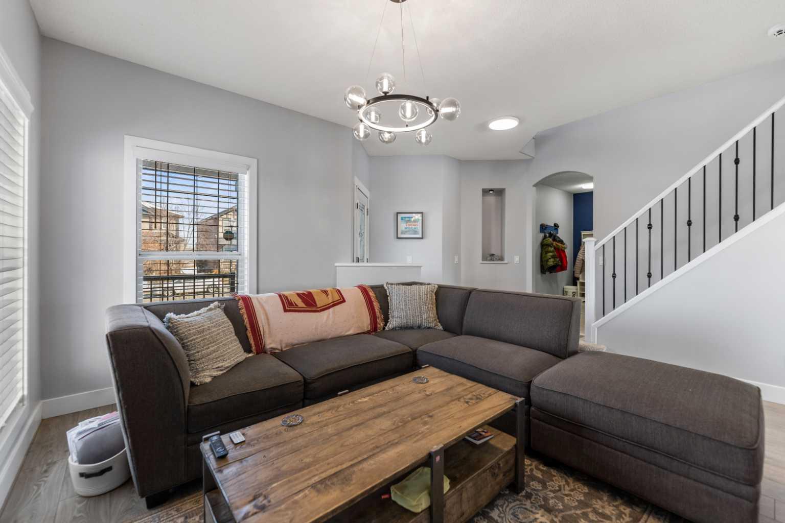 328 RainBow  Falls Way