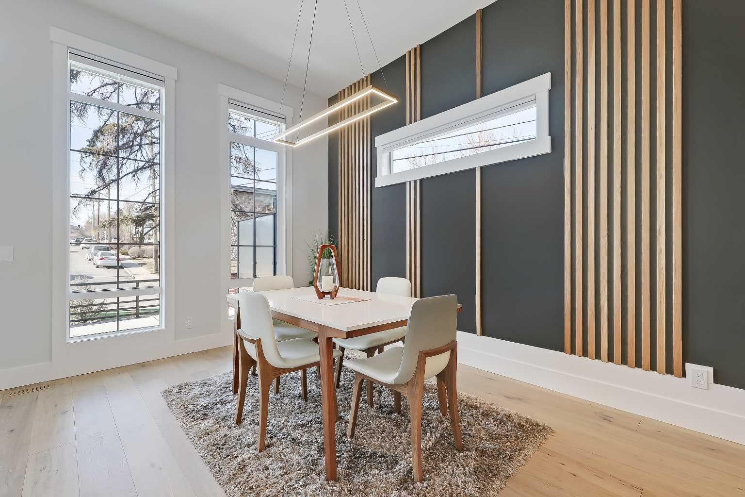 1902 13 Street SW