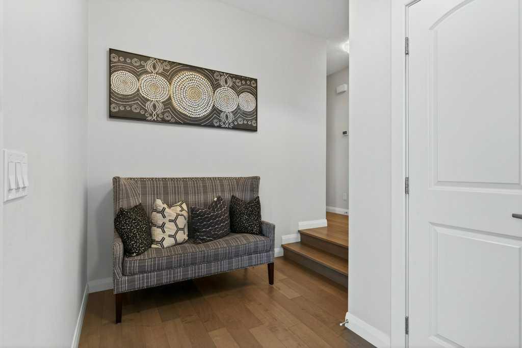 139 Evansglen Circle NW