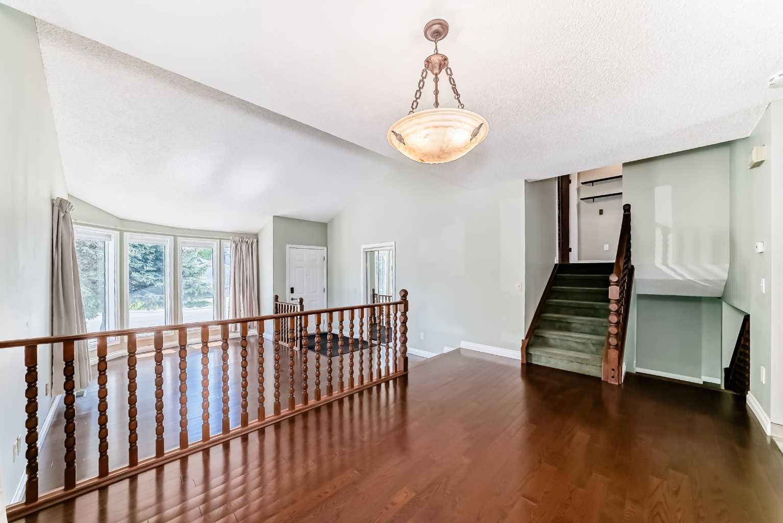 55 Woodstock Way SW