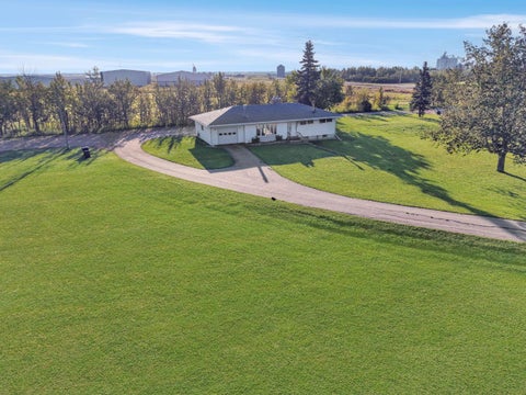 Photo of 122 Railway Avenue NE, Falher, AB T0H 1M0 (MLS # A2343617)