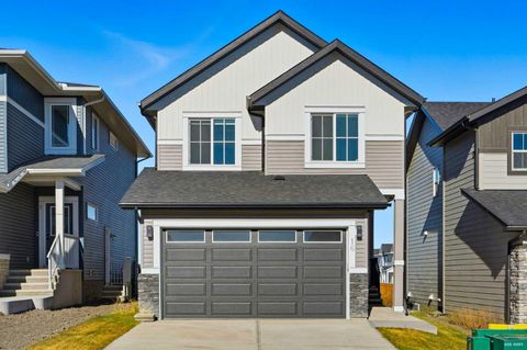 16 Key Cove SW Airdrie AB T4B 5T3