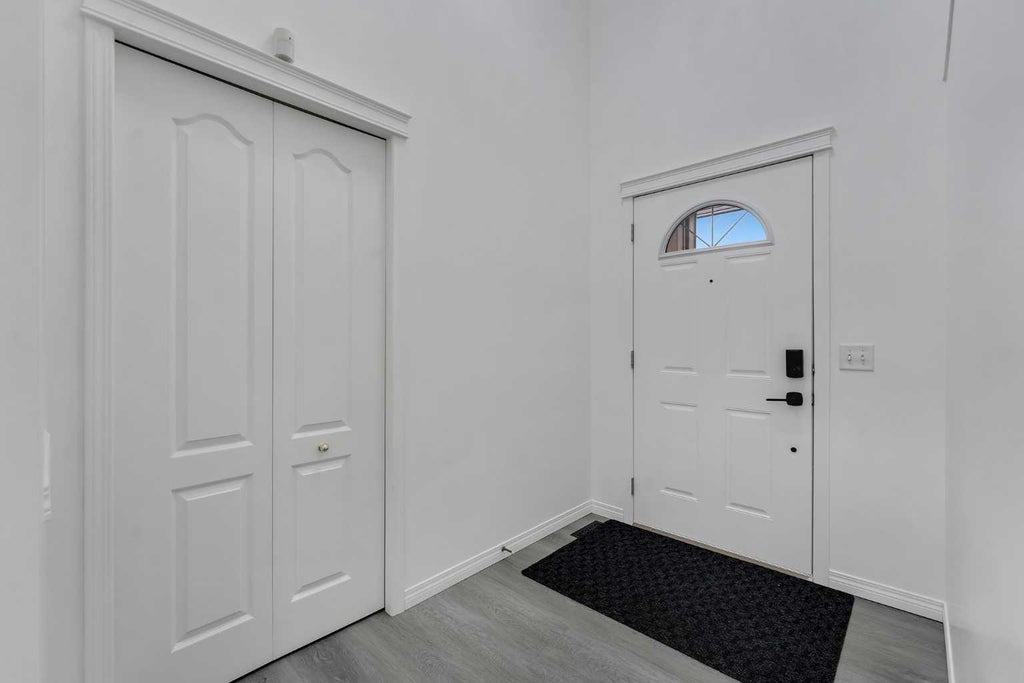 Photo of 41 Royal Birch Terrace NW, Calgary, AB T3G 5N7 (MLS # A2348010)
