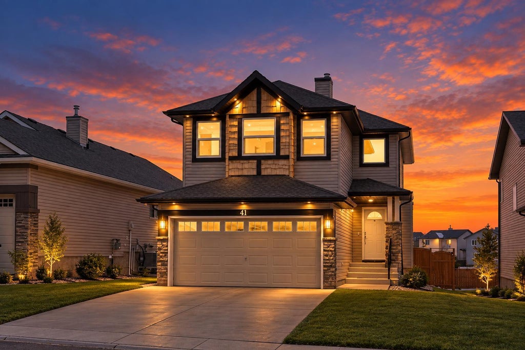Photo of 41 Royal Birch Terrace NW, Calgary, AB T3G 5N7 (MLS # A2348010)
