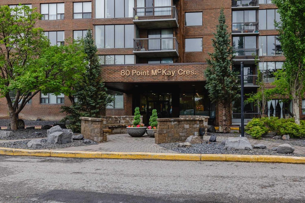 Photo of 80 Point McKay Crescent NW #1003, Calgary, AB T3B 4W4 (MLS # A2317792)