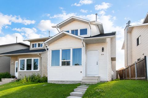 Photo of 218 Falmere Way NE, Calgary, AB T3J 2X9 (MLS # A2325712)