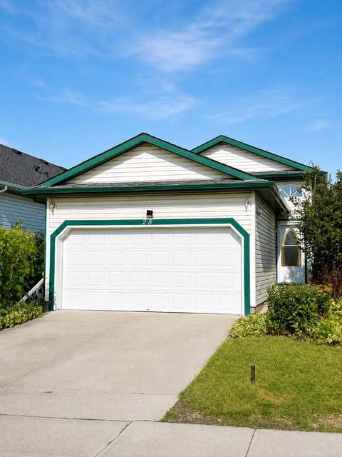 Photo of 23 San Diego Manor NE, Calgary, AB T1Y 7B6 (MLS # A2334580)