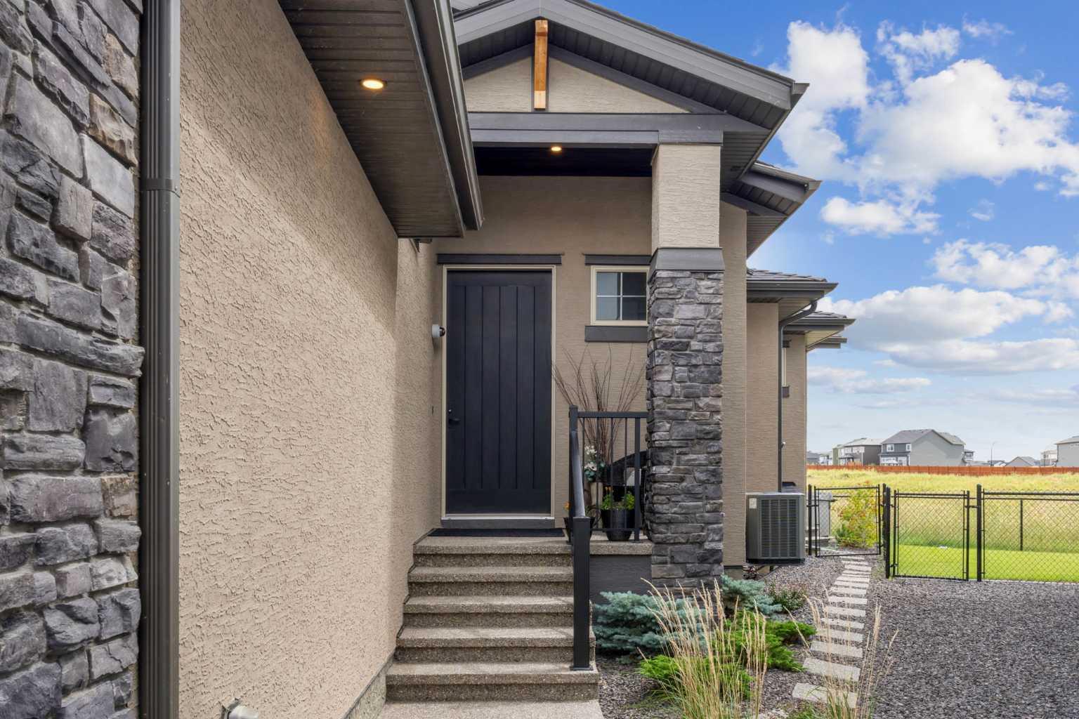 64 Walcrest View SE