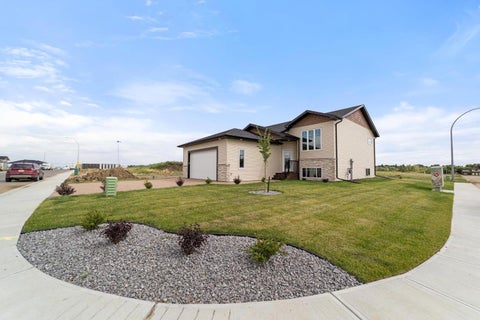 Photo of 5737 55 Avenue, Camrose, AB T4V 5B9 (MLS # A2337049)