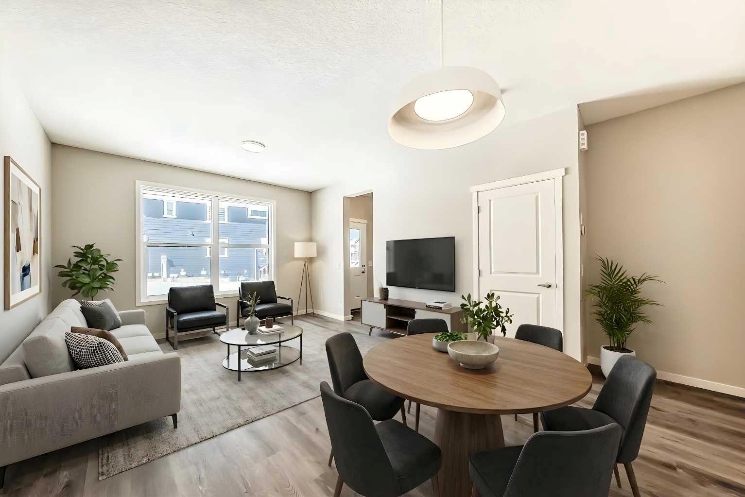 135 Magnolia Street SE