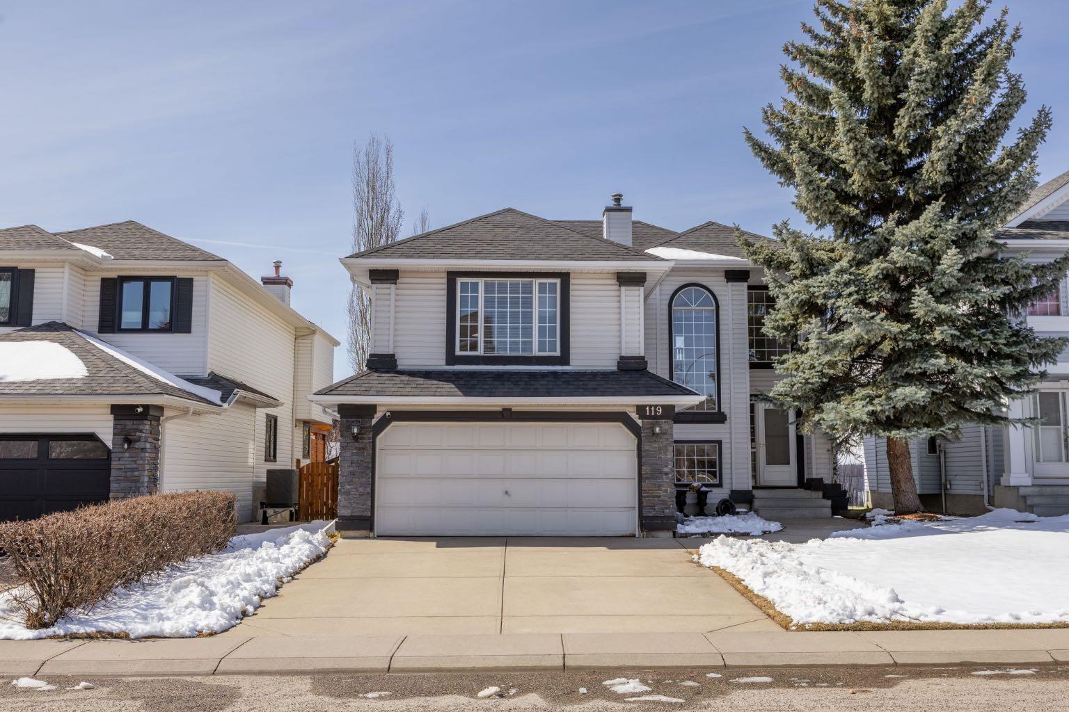 119 Valley Glen Bay NW