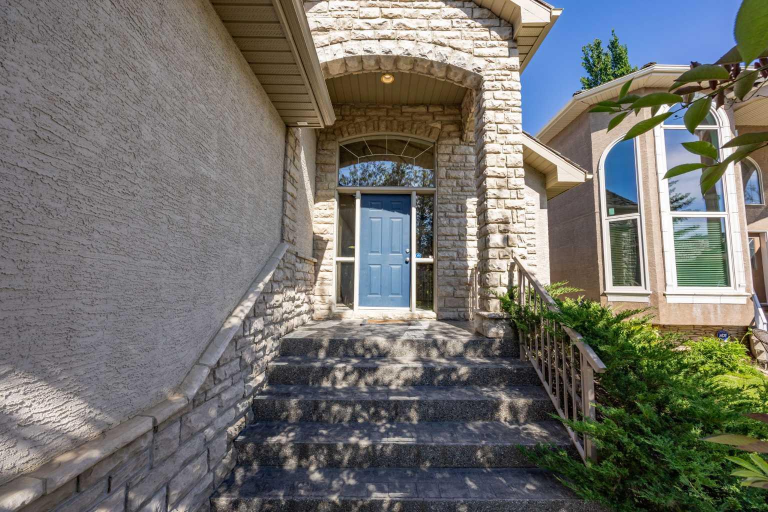 93 Coach Court SW