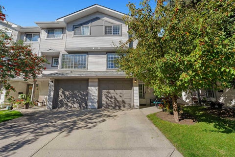 Photo of 66 Kingsland Villas SW, Calgary, AB T2V 5J9 (MLS # A2347261)