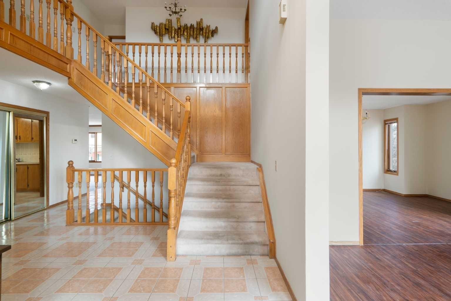 106 Sienna Hills Drive SW