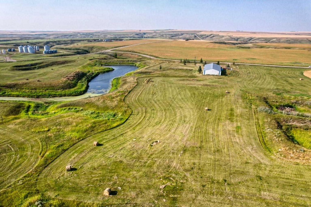 Photo of 231061 Township Road 291A, Rural Kneehill County, AB T0M 0L0 (MLS # A2341545)