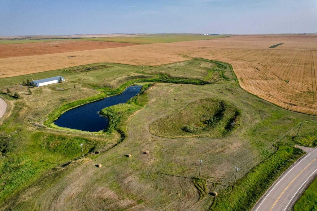 Photo of 231061 Township Road 291A, Rural Kneehill County, AB T0M 0L0 (MLS # A2341545)