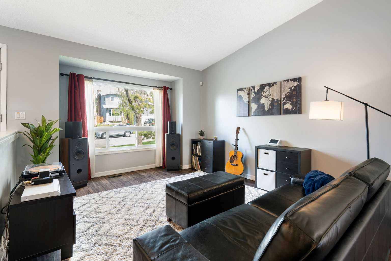 8 Hawkwood Place NW