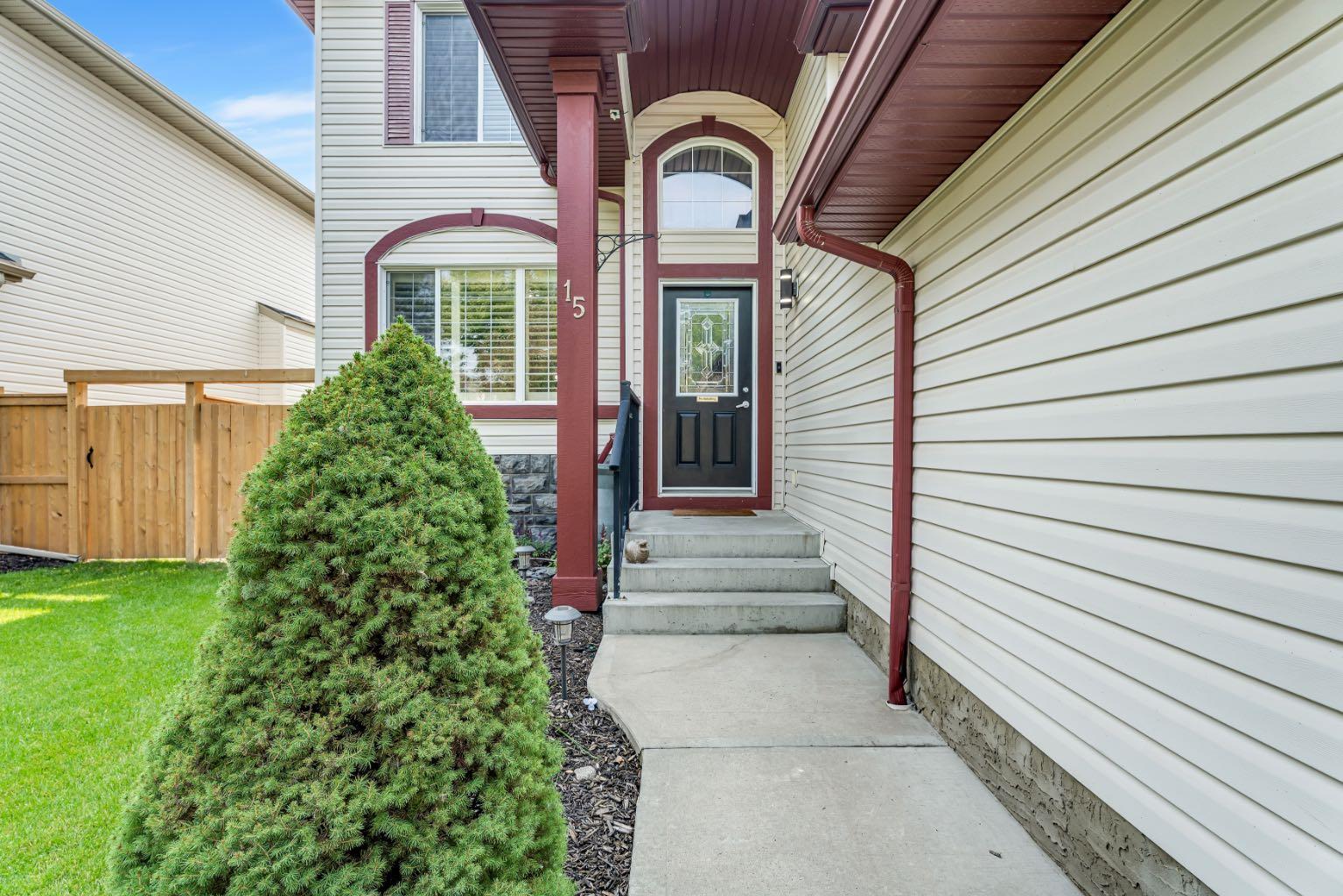 15 Drake Landing Drive