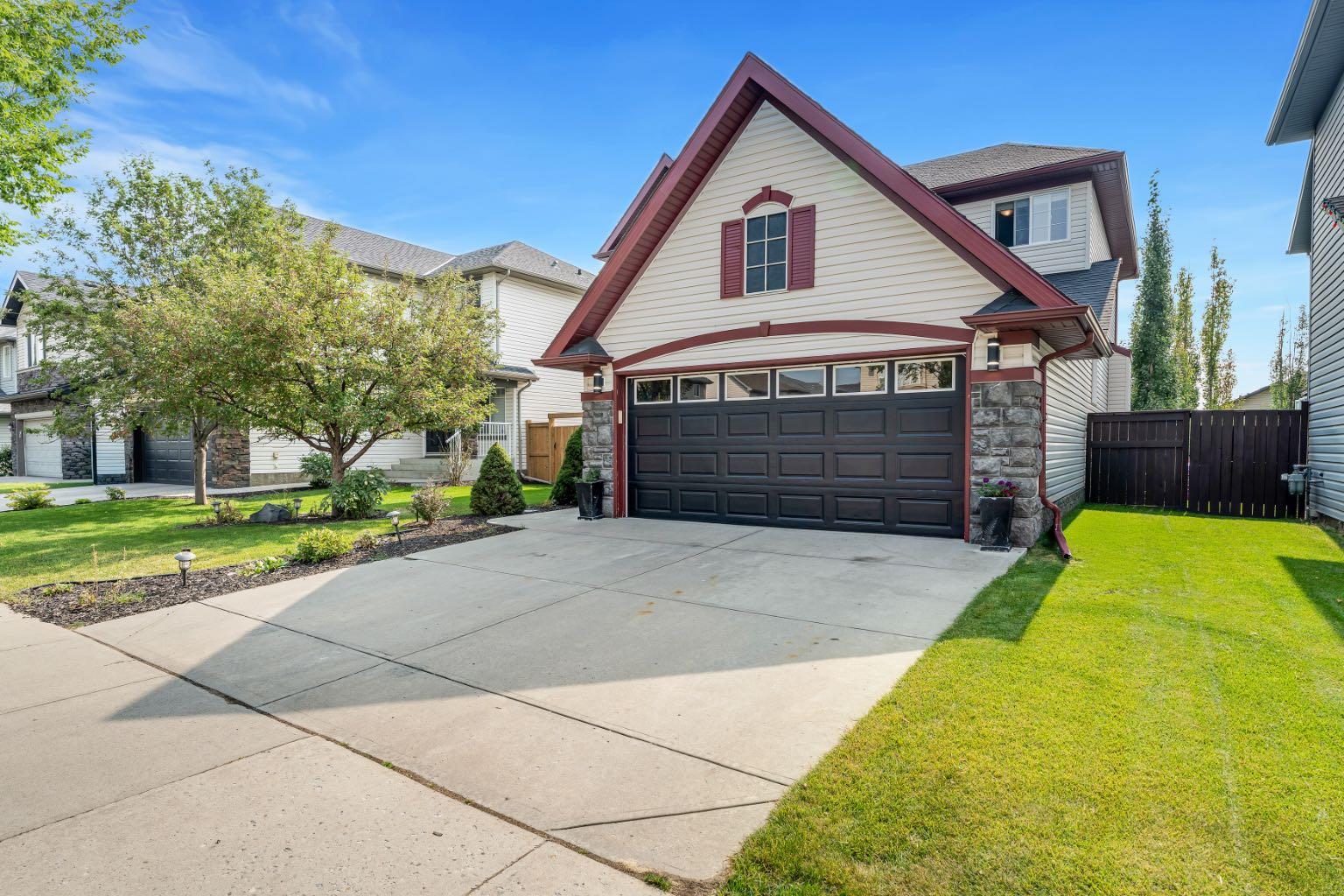 15 Drake Landing Drive