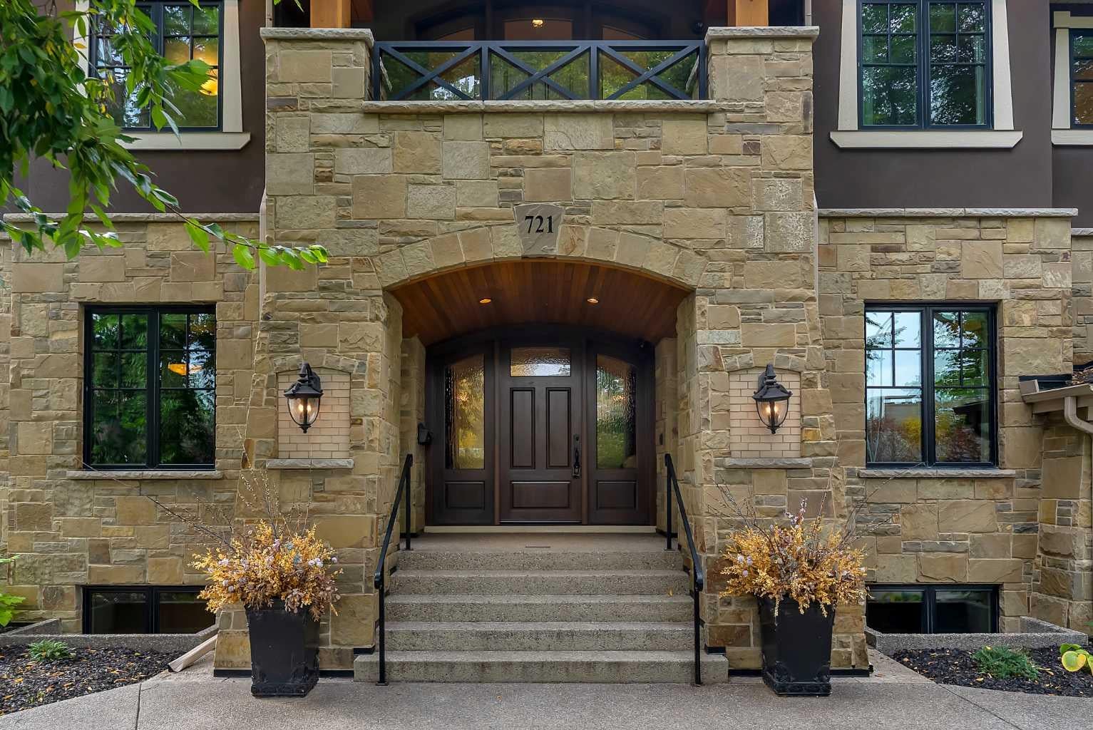 721 Riverdale Avenue SW