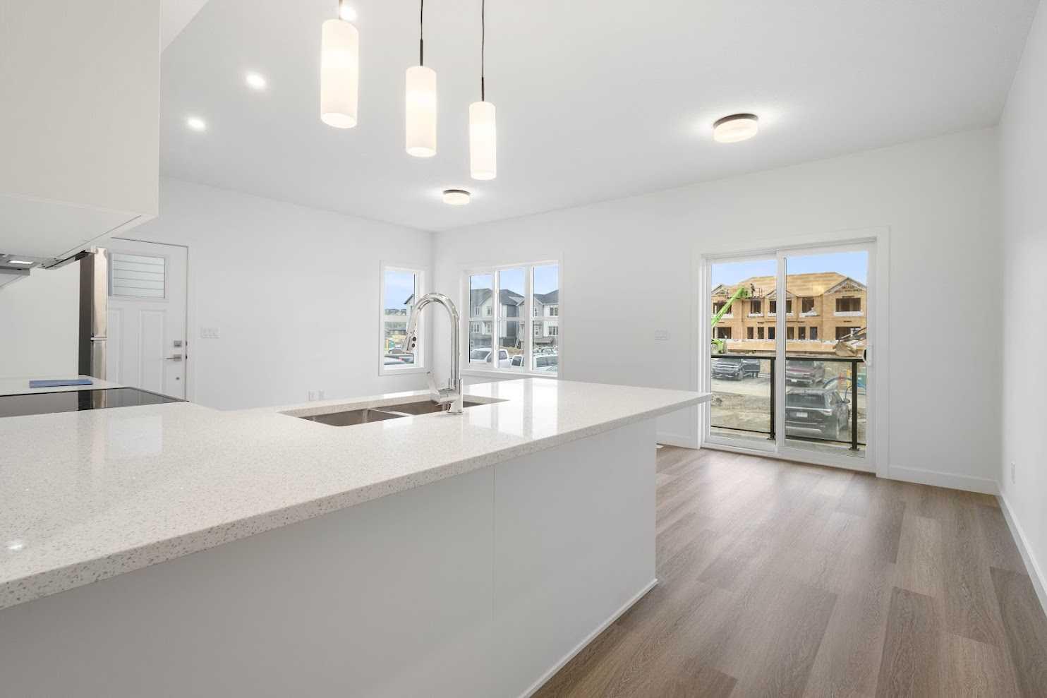 2117 81 Street SW 86