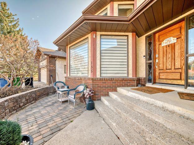 135 Canter Place SW