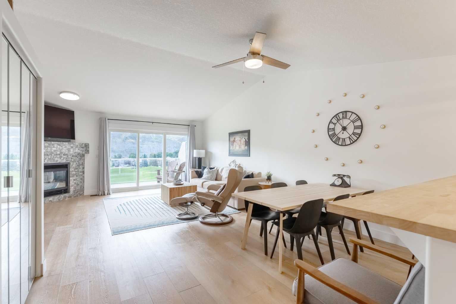 414 Canyon Boulevard W A