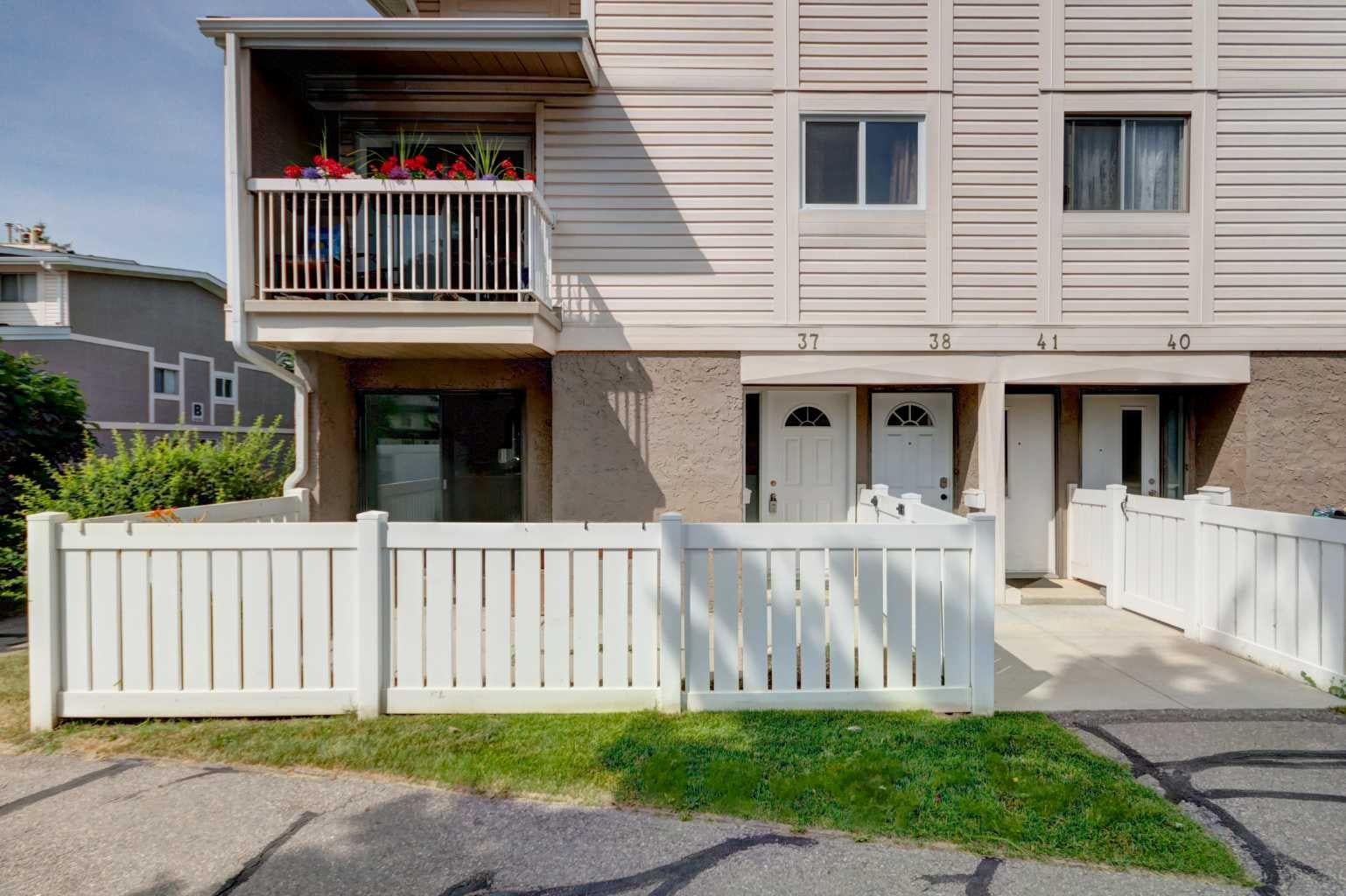 3015 51 Street SW 37