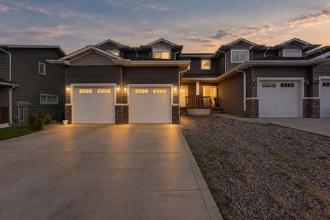 Photo of 27 Rowberry Court, Sylvan Lake, AB T4S 0L7 (MLS # A2352226)