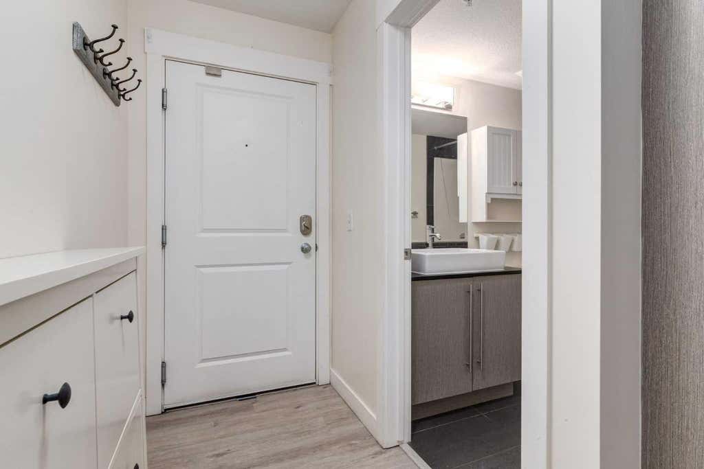 Photo of 11 Mahogany Row SE #2108, Calgary, AB T3M 2L6 (MLS # A2337836)
