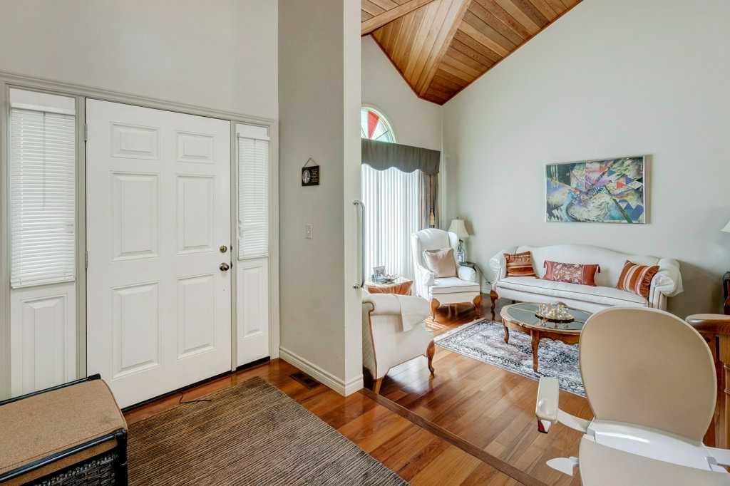 16 Edgebrook Road NW