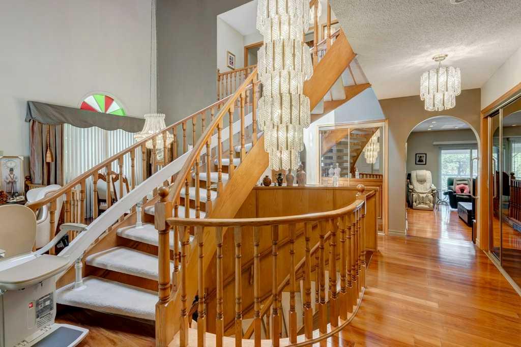 16 Edgebrook Road NW