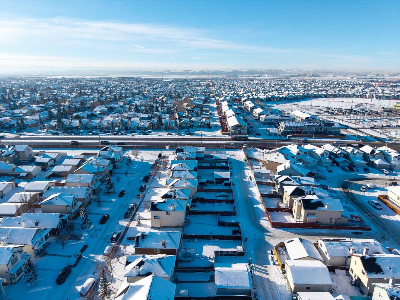 87 Taralea Gardens NE