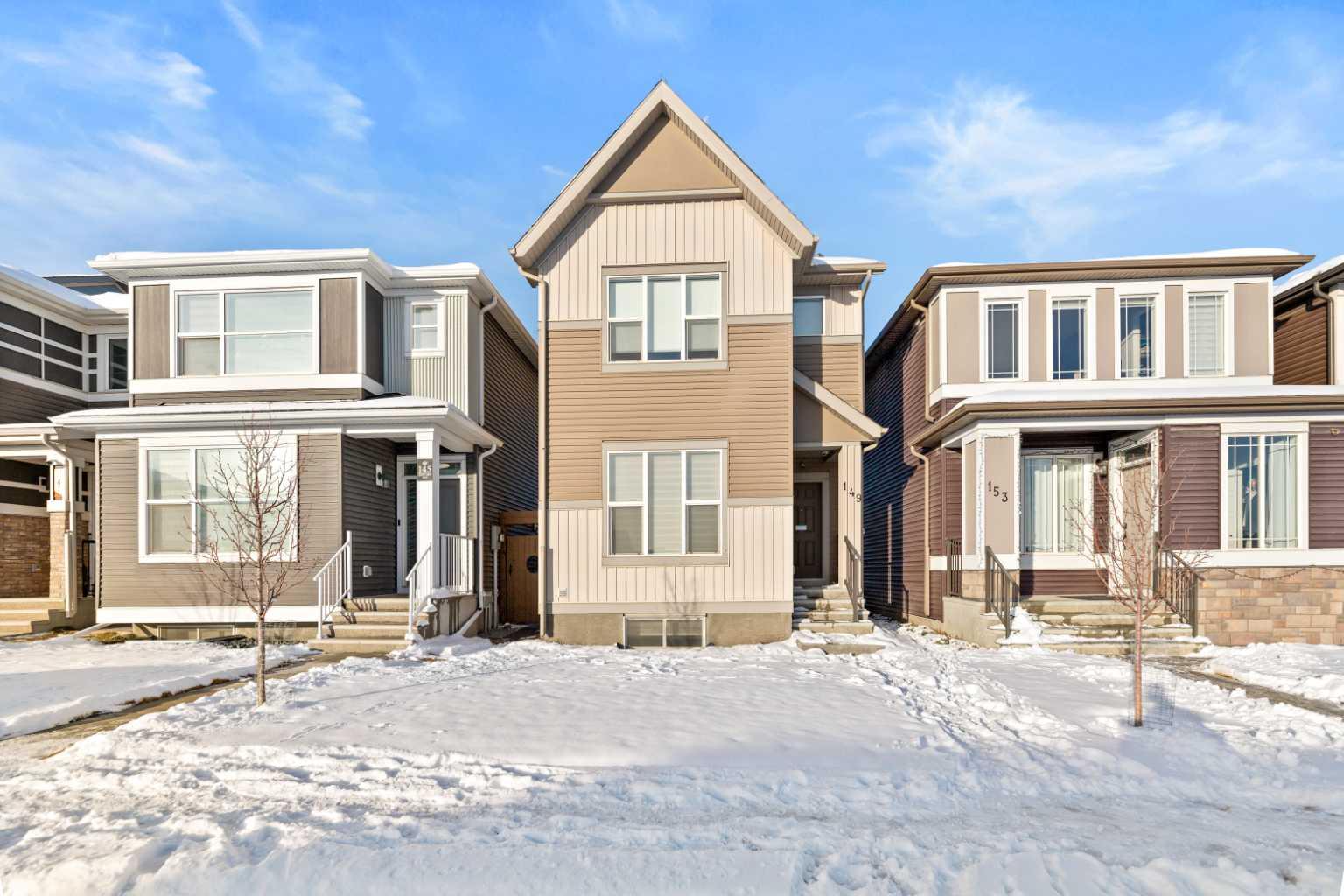 149 Corner Ridge Mews NE