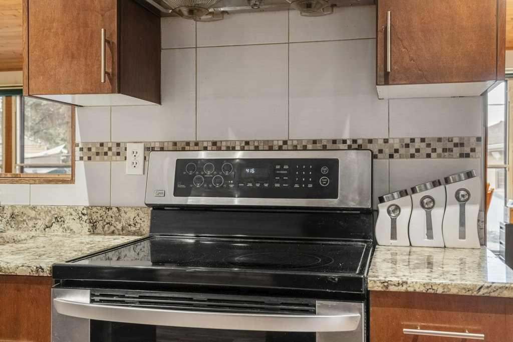 4704 Marbury Place NE