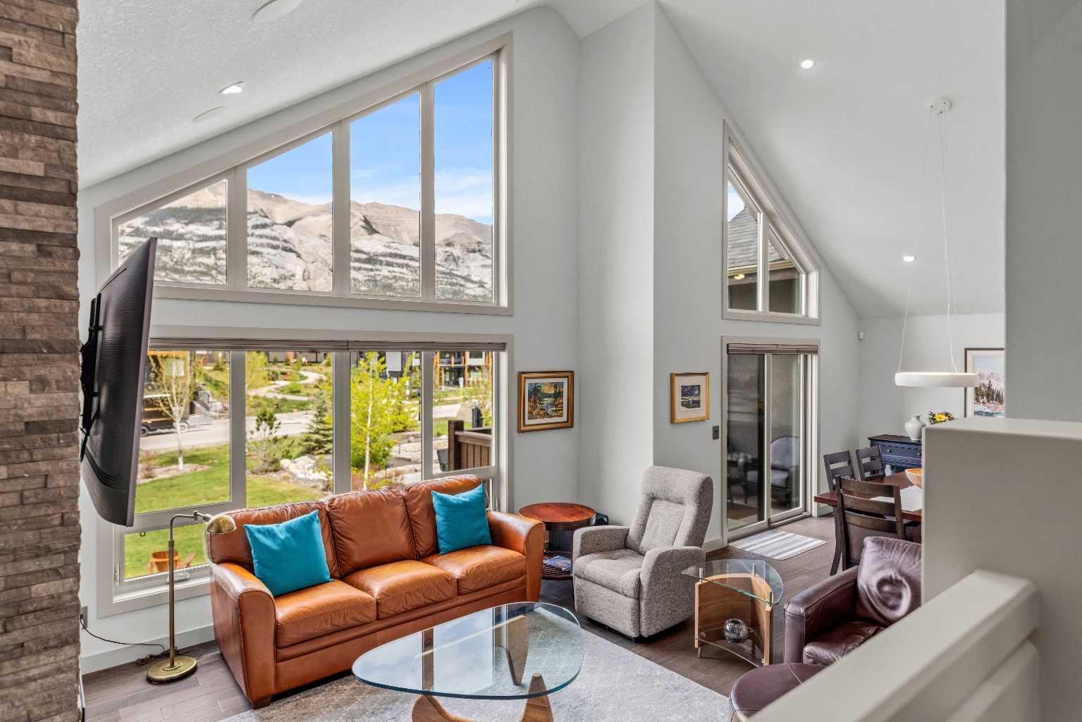 454 Stewart Creek Close
