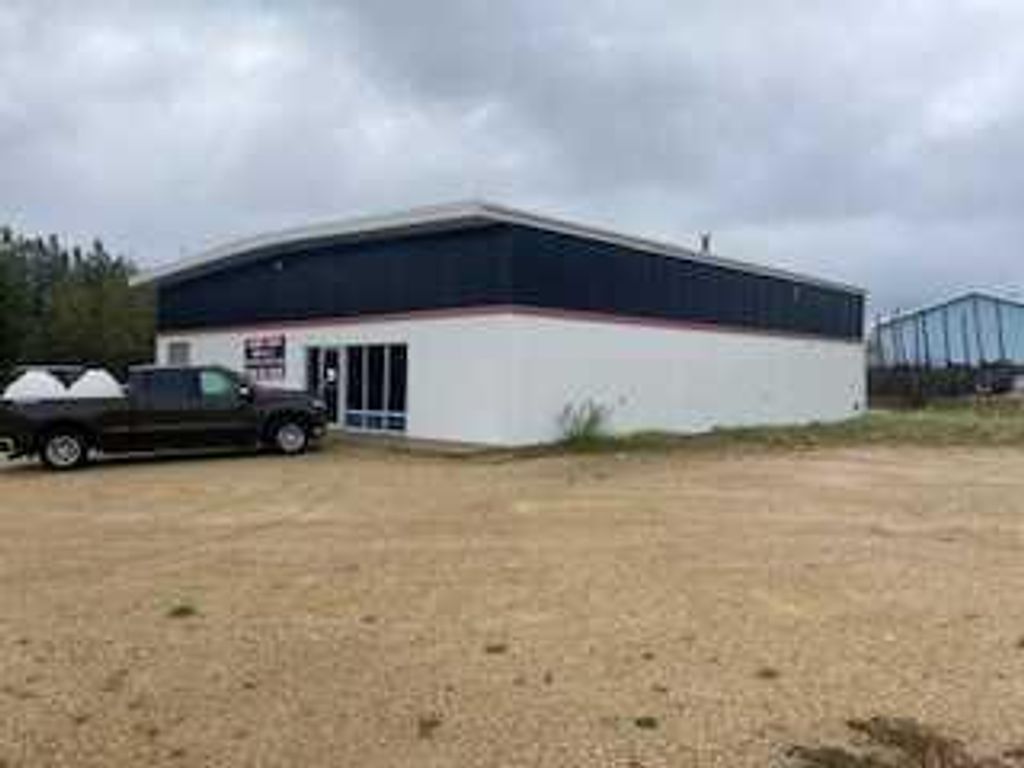 Photo of 3 Onely Crescent, Swan Hills, AB T0G 0B6 (MLS # A2265228)