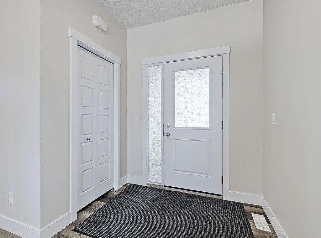 Photo of 125 Westview Drive, Nanton, AB T0L 1R0 (MLS # A2288042)